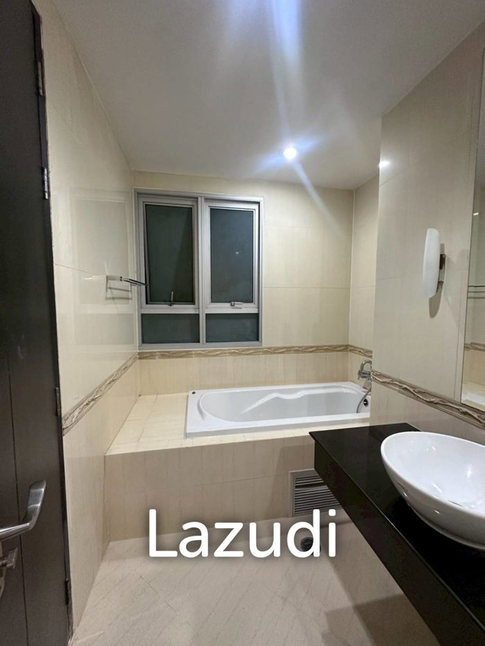 picture 84 sqm 2 Bed Condo on 8th Floor at The Address Siam Ratchathewi Bangkok - 14/14