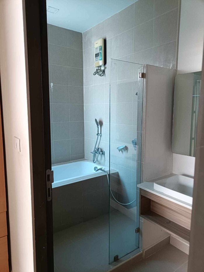 รูป บ้านเดี่ยว ชั้นเดียว ใกล้หนองประจักษ์ มีอ่างอาบน้ำ - รูปที่ 8/10