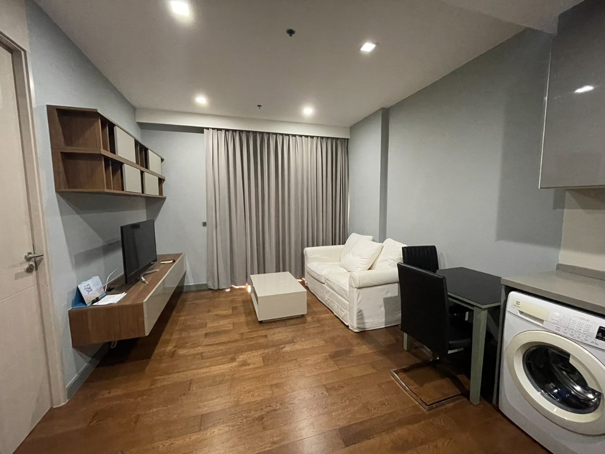 รูป M Phayathai ⚡️ ยูนิตว่าง พร้อมอยู่ ⚡️ ใกล้ BTS อนุสาวรีย์ชัยสมรภูมิ Rental Price :28,000 Baht / Month 49 sp.m. - รูปที่ 3/11