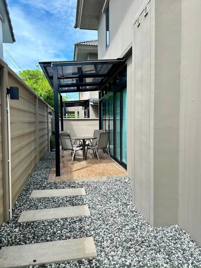 รูป 🏡 บ้านให้เช่าสไตล์โมเดิร์น: โคโม โบทานิก้า บางนา 1 (Como Botanica Bangna 1) พร้อมเข้าอยู่! หิ้วกระเป๋าเข้าอยู่ได้เลย! - รูปที่ 2/22