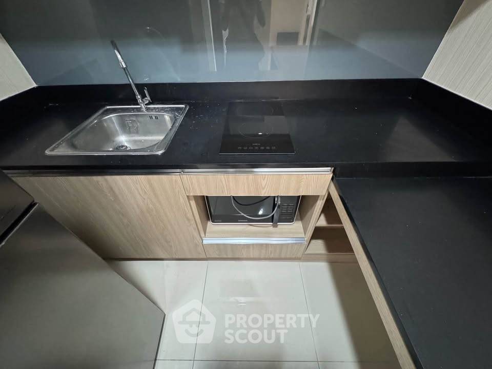 picture 28th-Floor 2-BR Niche Mono Sukhumvit-Bearing Near BTS Bearing (ID 3197747) - 24/25