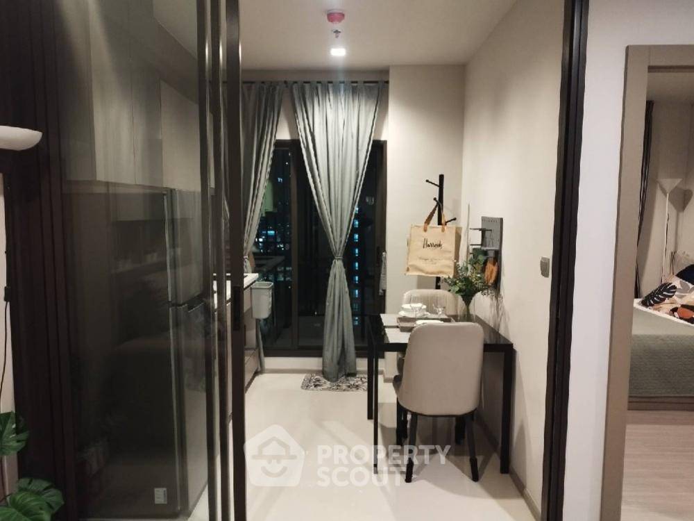 picture 23rd-Floor 1-BR Life Asoke - Rama 9, 300m To MRT Phra Ram 9 (ID 1260009) - 5/9