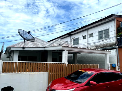 บ้านเดี่ยว บางละมุง ชลบุรี : J137|บ้านพักอาศัยชั้นเดียว พัฒนารุ่งเรือง ซอยพัฒนารุ่งเรือง9  เมืองพัทยา อำเภอบางละมุง ชลบุรี  (ราคา 2,390,000 บาท )