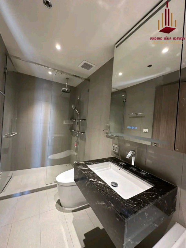 picture ✨ For Rent: The Issara Sathorn Condo ✨💰 Only 95,000 THB/month - 4/5