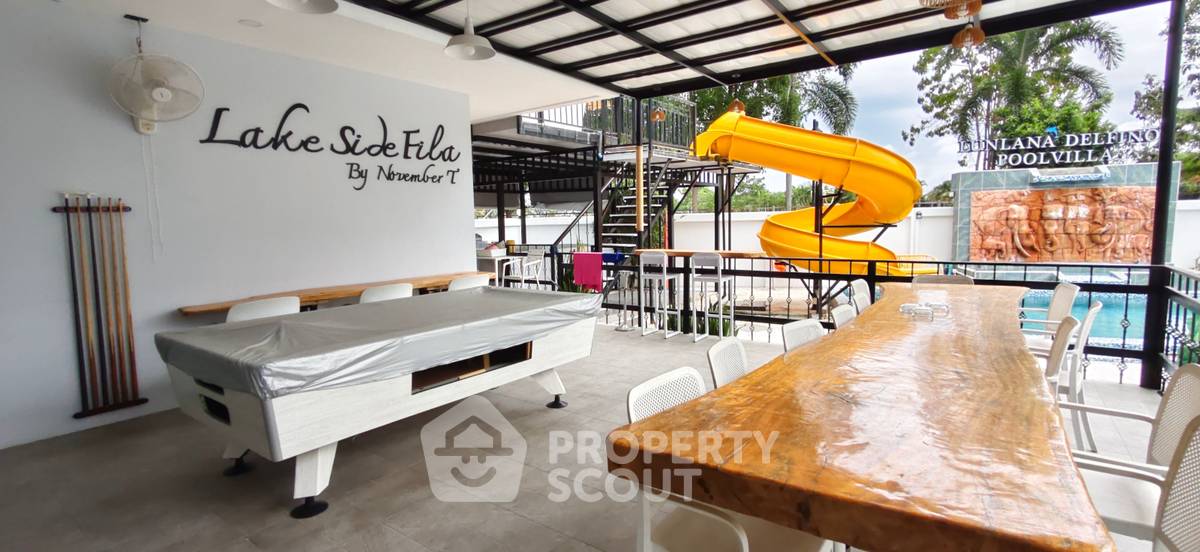 picture Spacious 6-Bedroom Villa With 350 Sqm In Pattaya (ID 3195794) - 7/17