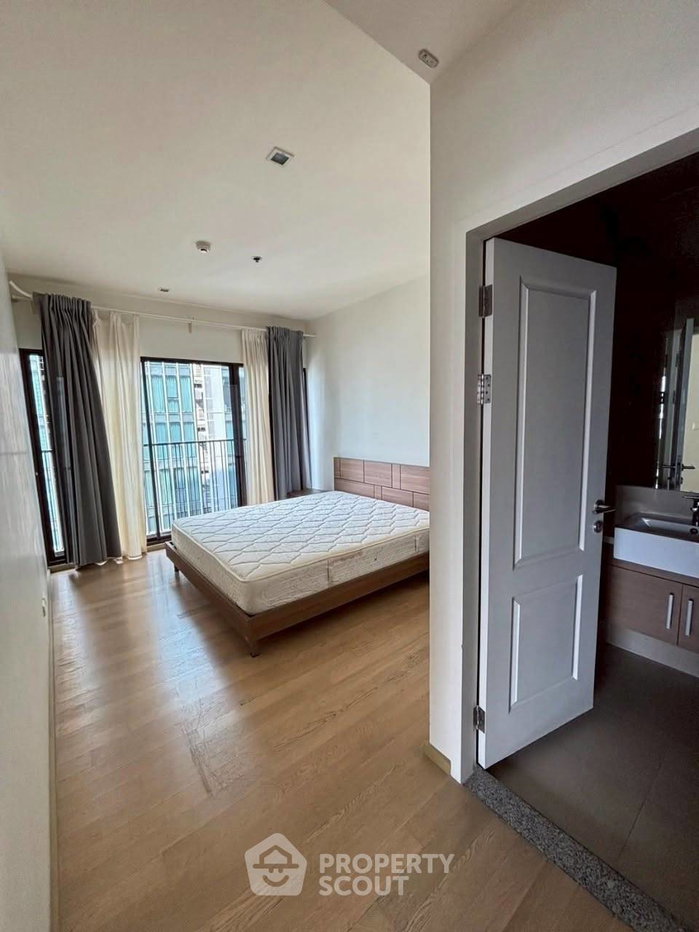 picture 19th-Floor 2-BR Noble Refine Prompong, 200m To BTS Phrom Phong (ID 3195211) - 11/17