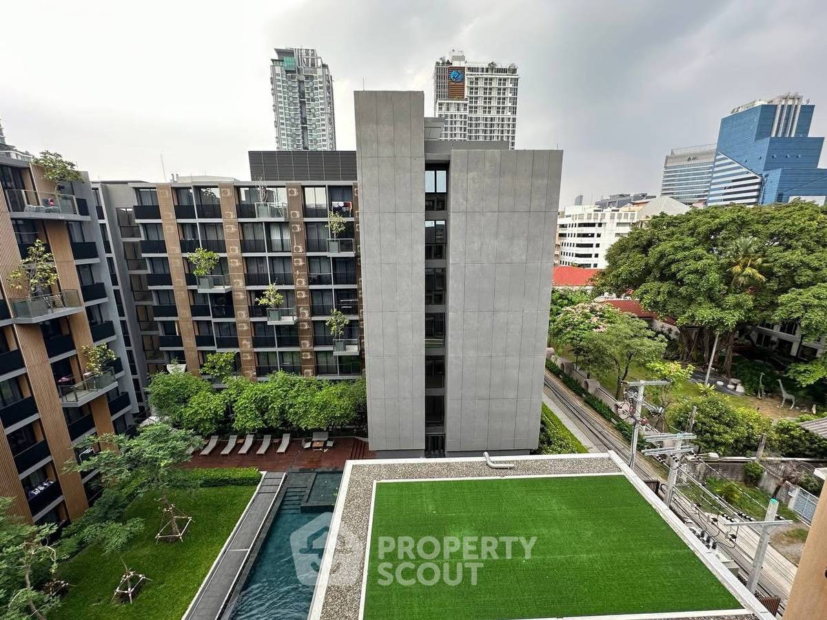 รูป ใกล้ BTS เอกมัย 300 ม. คอนโด 1 ห้องนอน Noble Ambience Sukhumvit 42 ขาย (ID 3195709) - รูปที่ 12/13