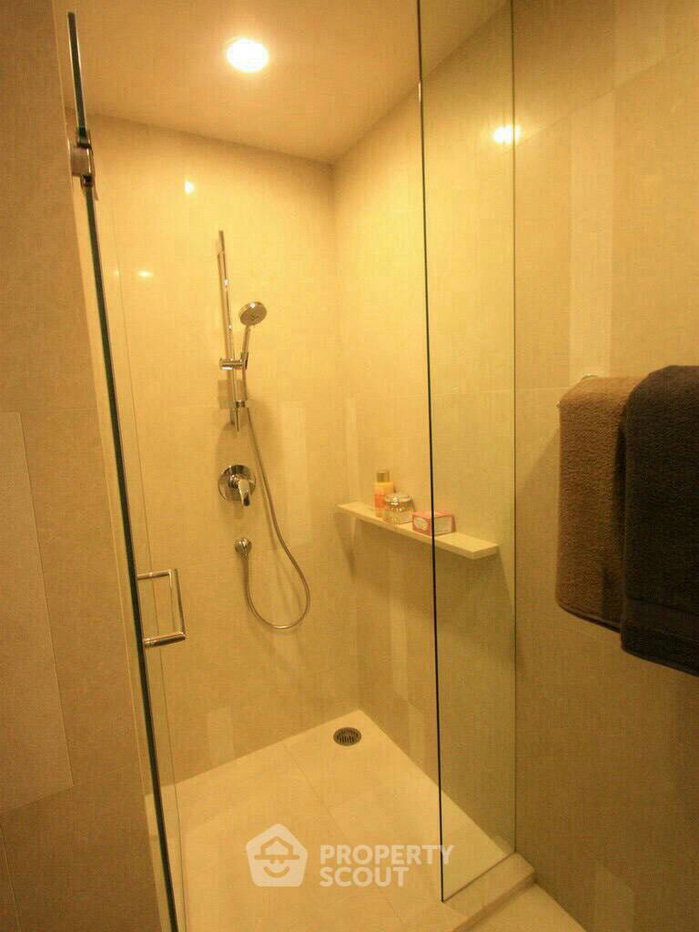 picture 27th-Floor 2-BR Quattro By Sansiri Near BTS Thong Lor (ID 3196900) - 6/9