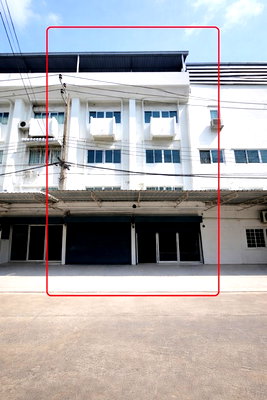 เช่าอาคารพาณิชย์ ม.รังสิต : อาคารพาณิชย์ 4 ชั้น 2 คูหา พร้อมพื้นที่จอดรถส่วนกลาง 8นอน 4น้ำ ใกล้ BTS เสนานิคม 310ม. ใกล้ Major รัชโยธิน 900ม. ใกล้ถนนพหลโยธิน 150ม.