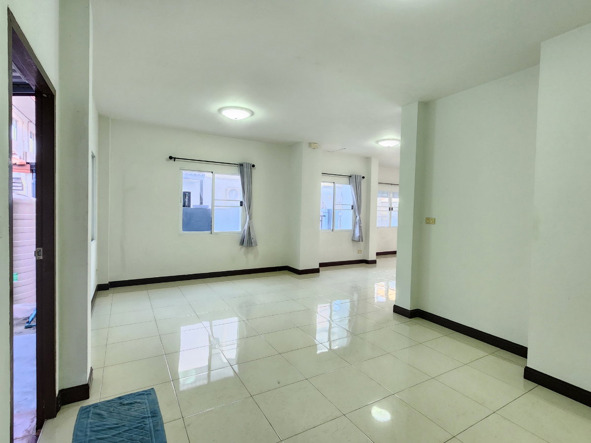 picture TOWNHOUSE (Phanason Residence Village) - 13/21