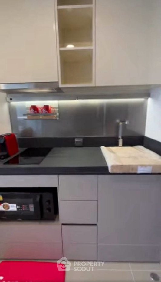 รูป คอนโด 1 ห้องนอน ชั้น 33 Oka Haus Sukhumvit 36 ใกล้ BTS ทองหล่อ (ID 3196975) - รูปที่ 5/8