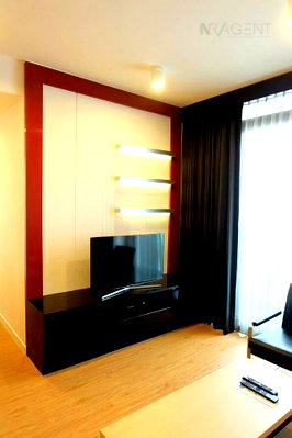 Condos for rent : 🎊 For Rent Condo SIAMESE SURAWONG Building 1, Floor 19,3 bed room, Room size 81.00 sqm