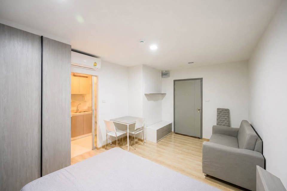 รูป 💥 ขาย คอนโด Present Condo Ekachai 32 (พรีเซนต์ คอนโด เอกชัย 32) ราคาเป็นมิตร ทำเลเอกชัย ห้องสวย เฟอร์นิเจอร์ครบ ✅มีรถตู้รับ-ส่ง BTS วุฒากาศ - รูปที่ 3/6