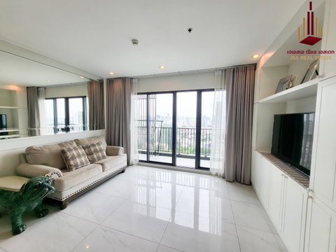 ✨ For Sale: C Ekkamai Condo ✨💰 Only 14,900,000 THB