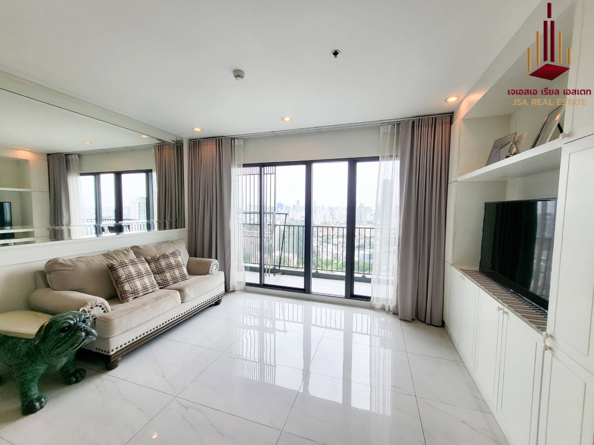 picture ✨ For Sale: C Ekkamai Condo ✨💰 Only 14,900,000 THB - 1/3
