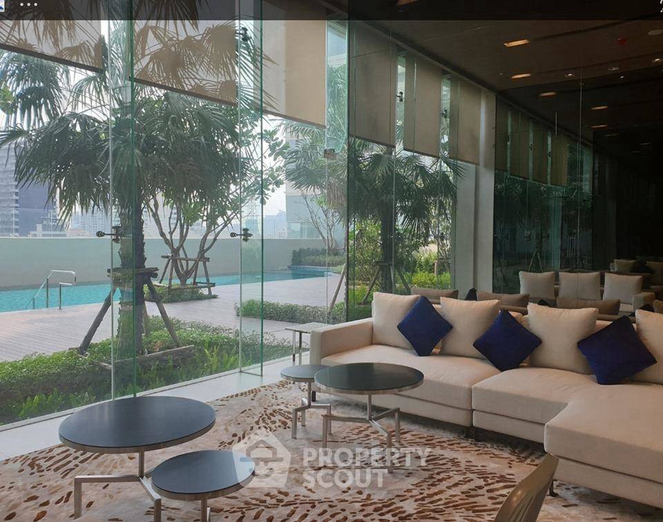 picture 24th-Floor 2-BR The Saint Residences, 100m To MRT Phahon Yothin (ID 3196896) - 13/19