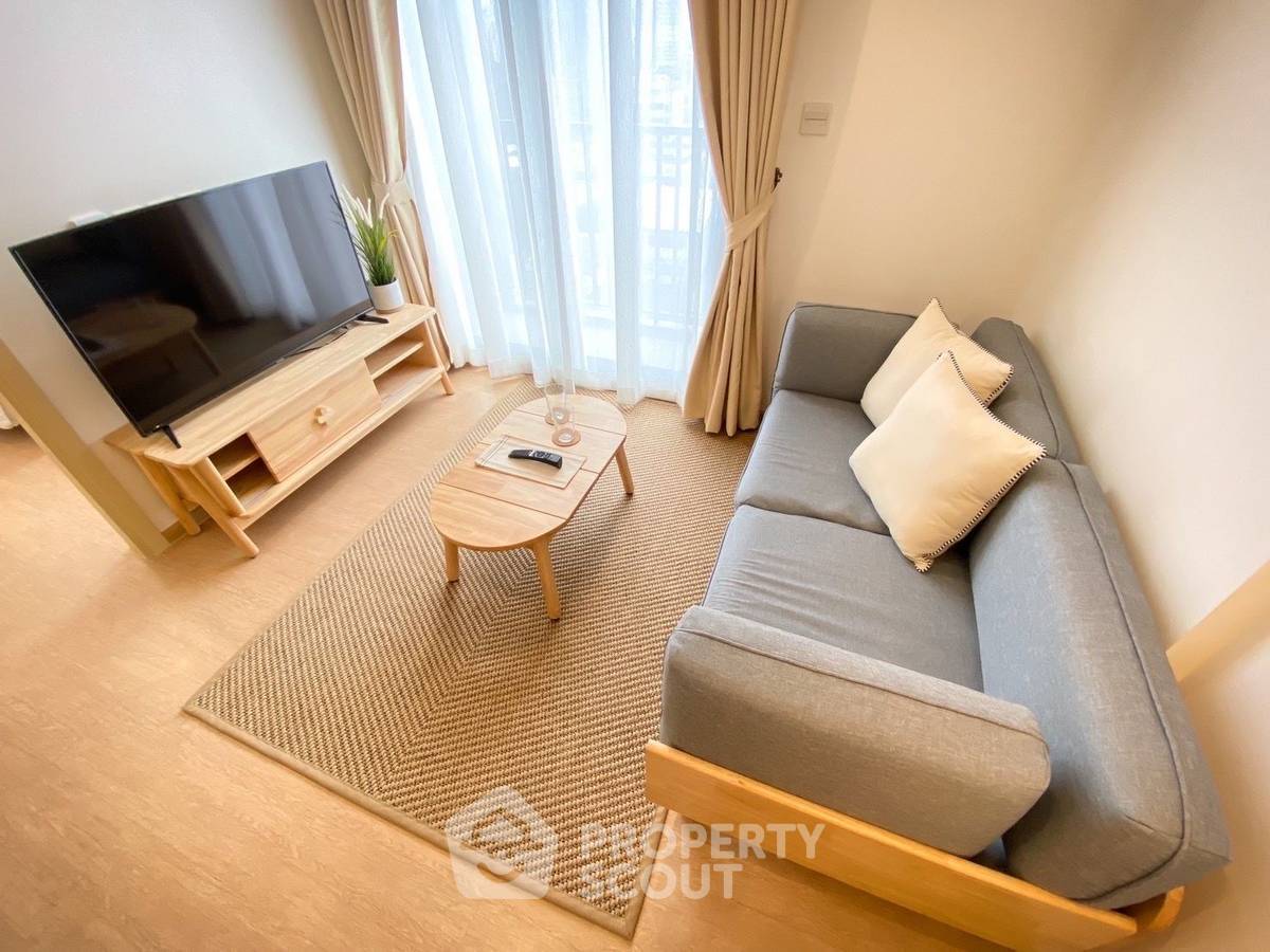 picture 1-BR 32 Sqm Condo At Maru Ekkamai 2 Near BTS Ekkamai (ID 3195074) - 2/10