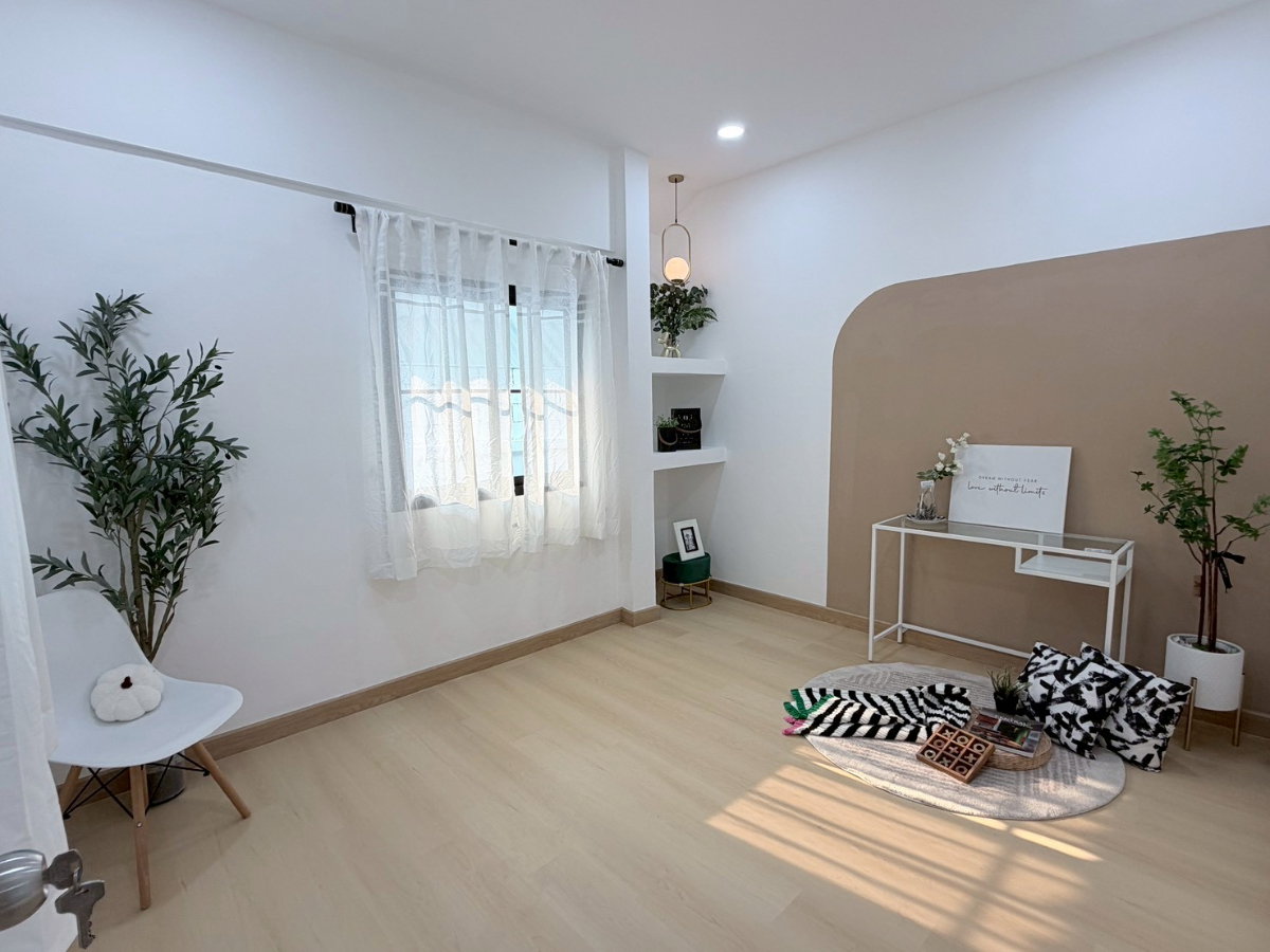รูป บ้านรีโนเวท ทำเลใกล้เซ็นทรัลเฟส แถมเฟอร์นิเจอร์ ฟรีโอน - รูปที่ 10/10