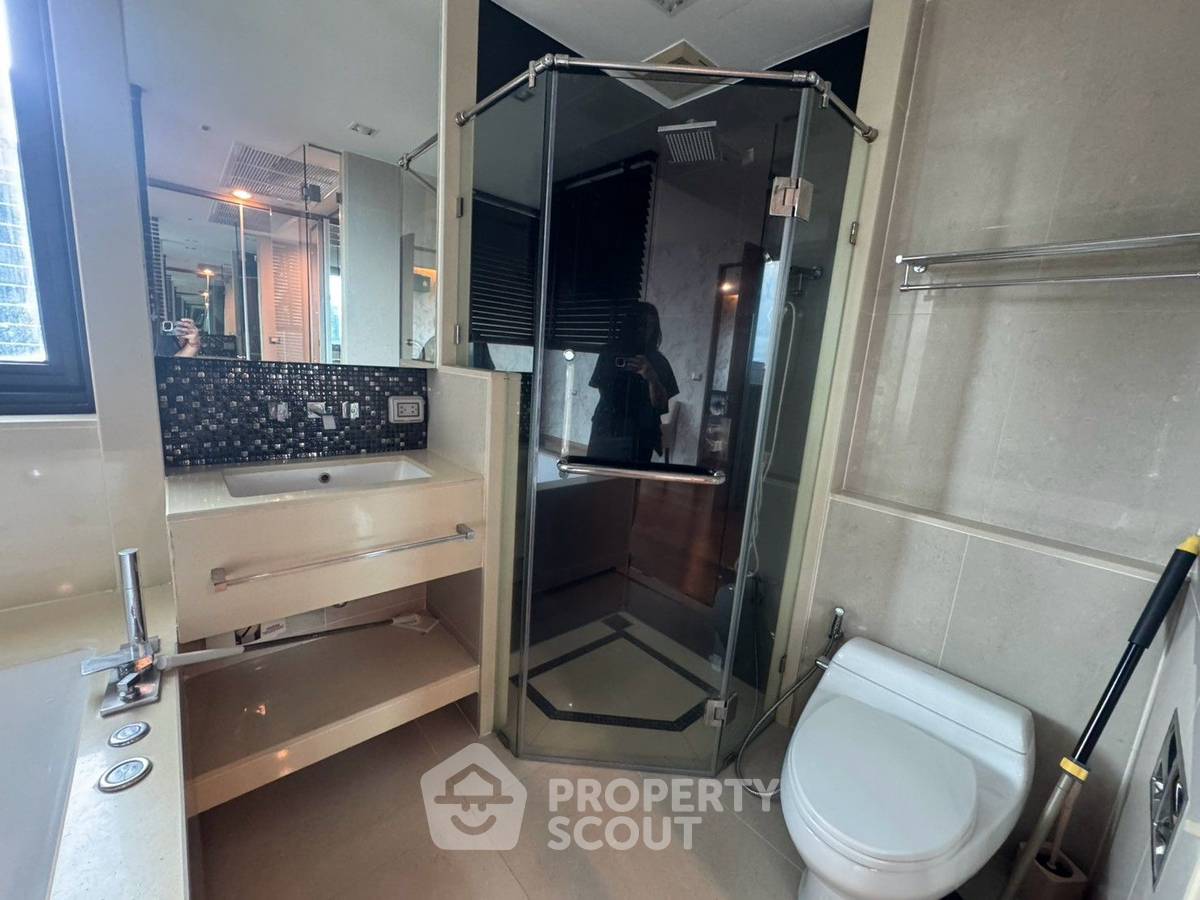 picture 36th-Floor 2-BR The Address Sathorn, 200m To BTS Saint Louis (ID 3197225) - 2/14