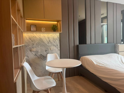 🏙️✨ Condo for rent: Life One Wireless, Studio unit, near BTS Ploenchit 🚇 Interested? Add Line ID: @480kttgd