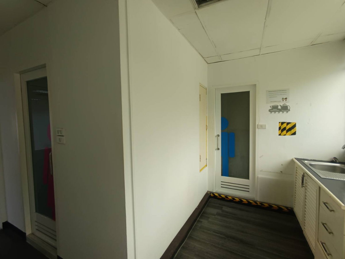picture #HHR62 Office space for rent, 518 sq.m. | Phrom Phong - 10/13