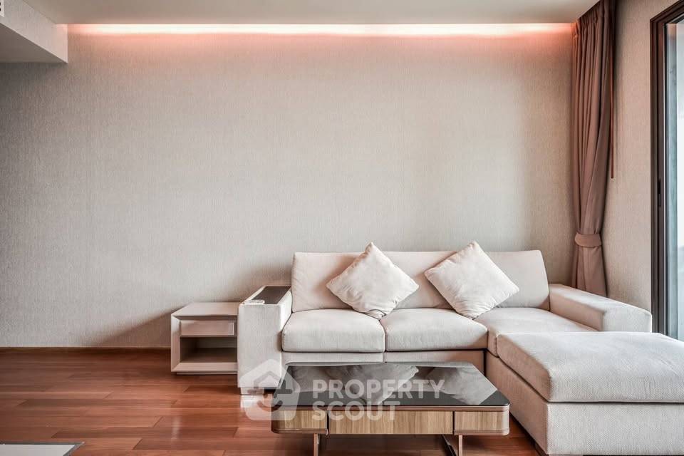 picture 20th-Floor 2-BR At The Address Sathorn Near BTS Saint Louis (ID 3200916) - 2/16