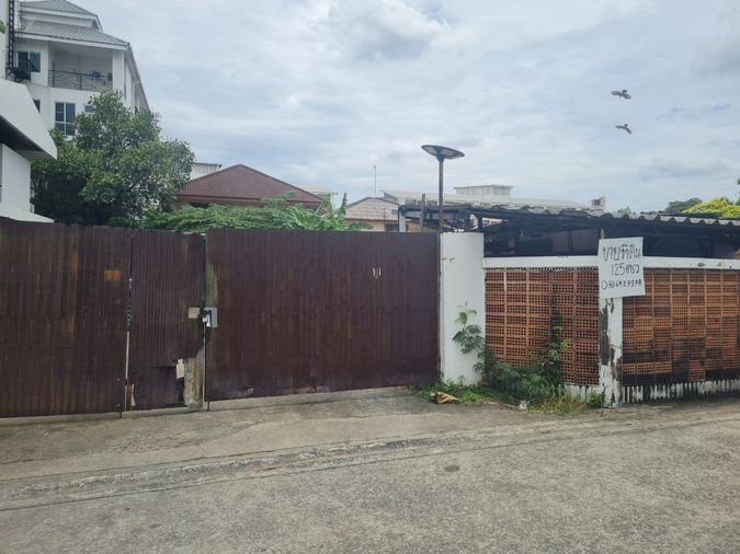 Land for sale, 125 sq wah, Bang Sue