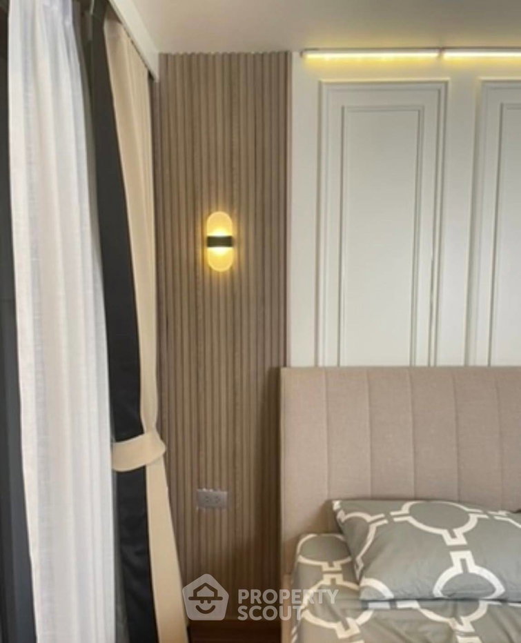 picture 15th-Floor 1-BR, Altitude Symphony Charoenkrung, BTS Saphan Taksin (ID 3198596) - 6/6