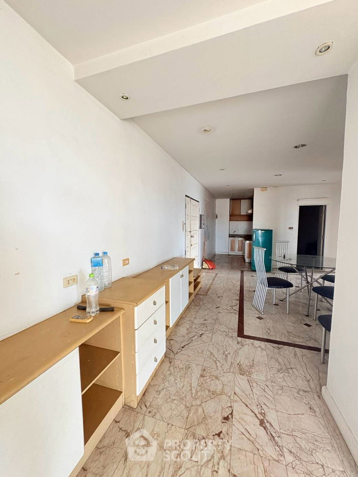 picture Spacious 2-BR 170 Sqm At Country Complex Bangna Near BTS Bang Na (ID 3198575) - 15/18