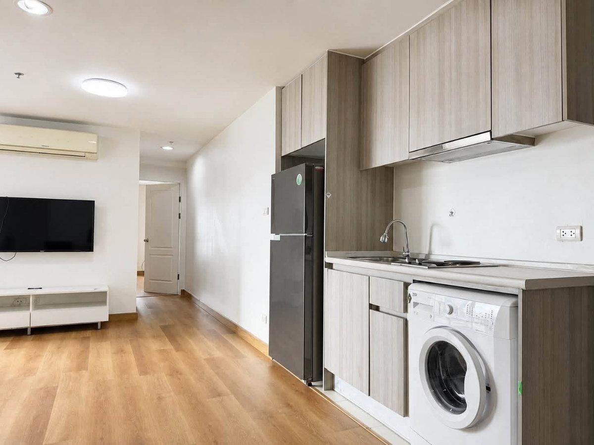 picture Hot Deal! High-Floor Corner Unit for Sale: Belle Grand Rama 9 - 6/9