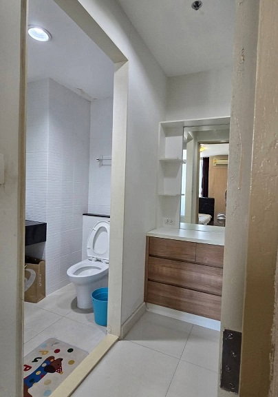 รูป ## IDEO Ladprao 5 | ห้อง 1 Bedroom 34 ตร.ม. ติดถนนใหญ่ เชื่อมต่อทั้ง **MRT พหลโยธิน และ BTS ห้าแยกลาดพร้าว** เครื่องซักผ้าใหม่ - รูปที่ 6/16