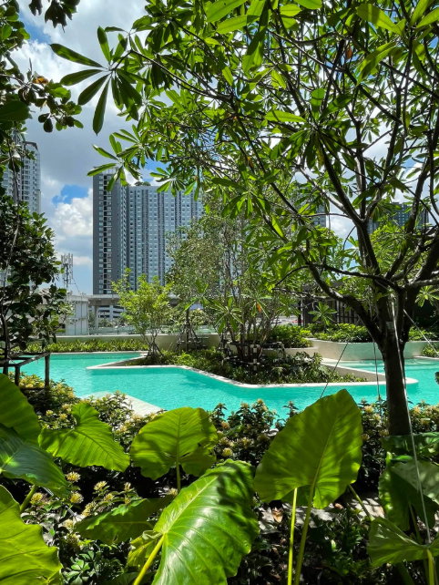 รูป Pool & Garden View! 1-BR for Rent: Life Sathorn Sierra - รูปที่ 1/12