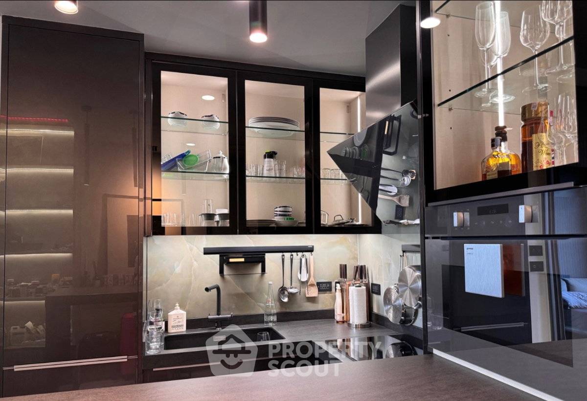picture 27th-Floor 1-BR Noble Ploenchit, 100m To BTS Phloen Chit (ID 3199795) - 5/6
