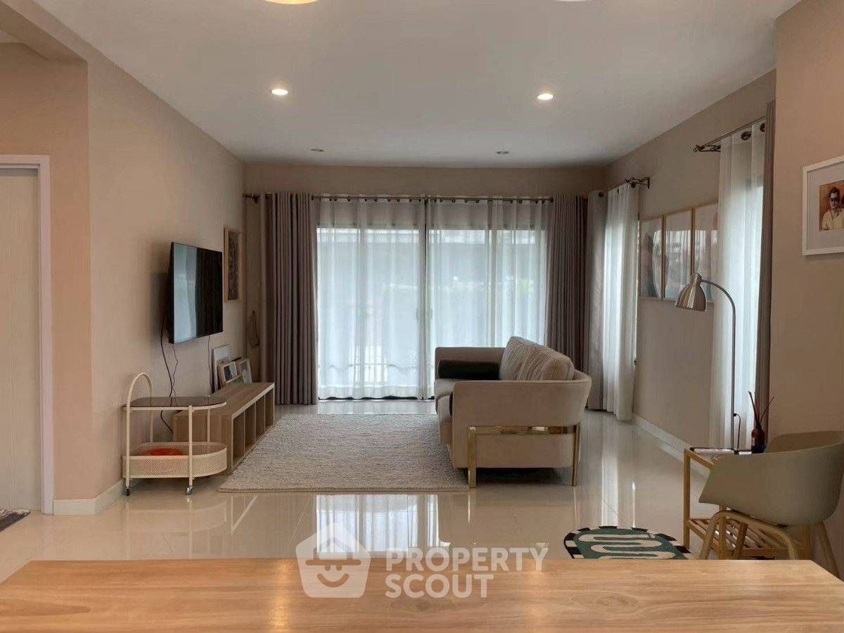 picture Spacious 3-BR 179 Sqm House At Passorn Bangna - Wongwaen (ID 3199519) - 3/8