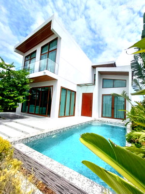 Houses for sale Bang Lamung Chonburi : Newly Built Luxury Pool Villa – Ready to Move In, Pattaya Location
