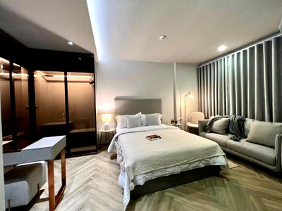 Condos for rent : *** Condo for rent : Chapter Thonglor25  Studio Nice decorated Fully furnished Canal view ***