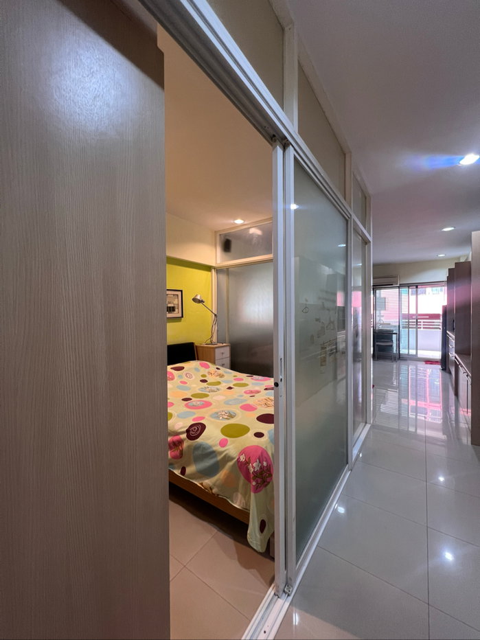 รูป Aree place, large studio 44 sqm. , cozy room - รูปที่ 5/29