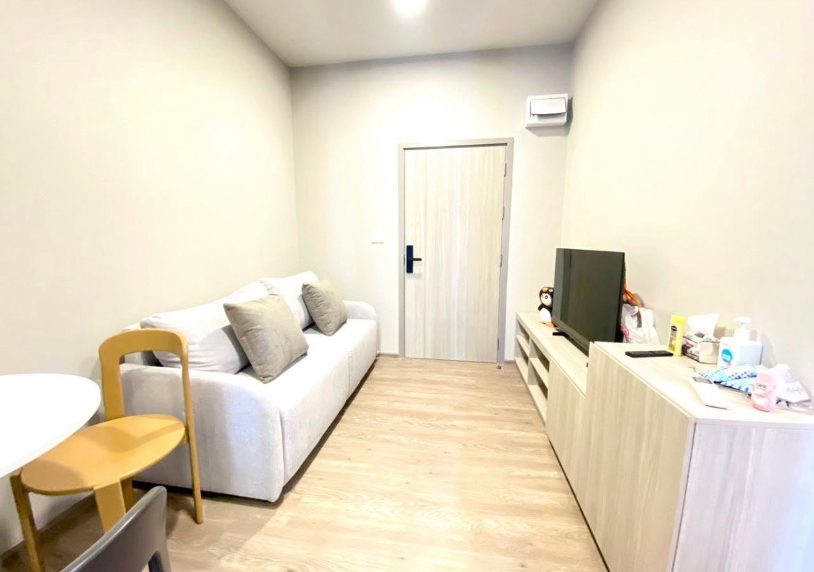 picture PLUM CONDO NEW WEST for rent ✨ Fully furnished - 7/8