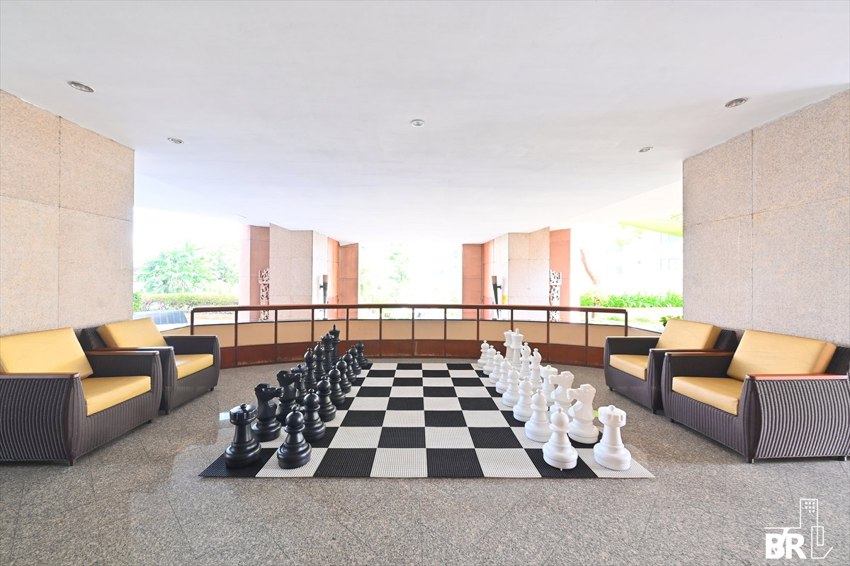 picture ⚡ Spacious 223 Sq.m. Unit at President Park Sukhumvit 24 Prime Sukhumvit Location Near BTS Phrom Phong - 4/6