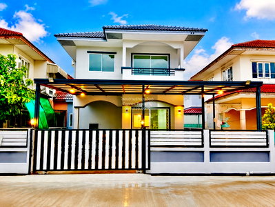 Houses for sale Suan Sunandha Rajabhat University Salaya : For Sale House , Ek Siam Village , corner unit , Khlong Yong , Phutthamonthon , Nakhon Pathom , CX-160363 ✅ Live chat with us ADD LINE @connexproperty ✅
