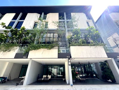 Home office for sale Muang Samut Prakarn Samut Prakarn : Office for sale, home office, 4.5 floors, The Mixx, Phraeksa, near BTS Phraeksa, only 850 m. CX-136676 ✅ Live chat with us ADD LINE @connexproperty ✅