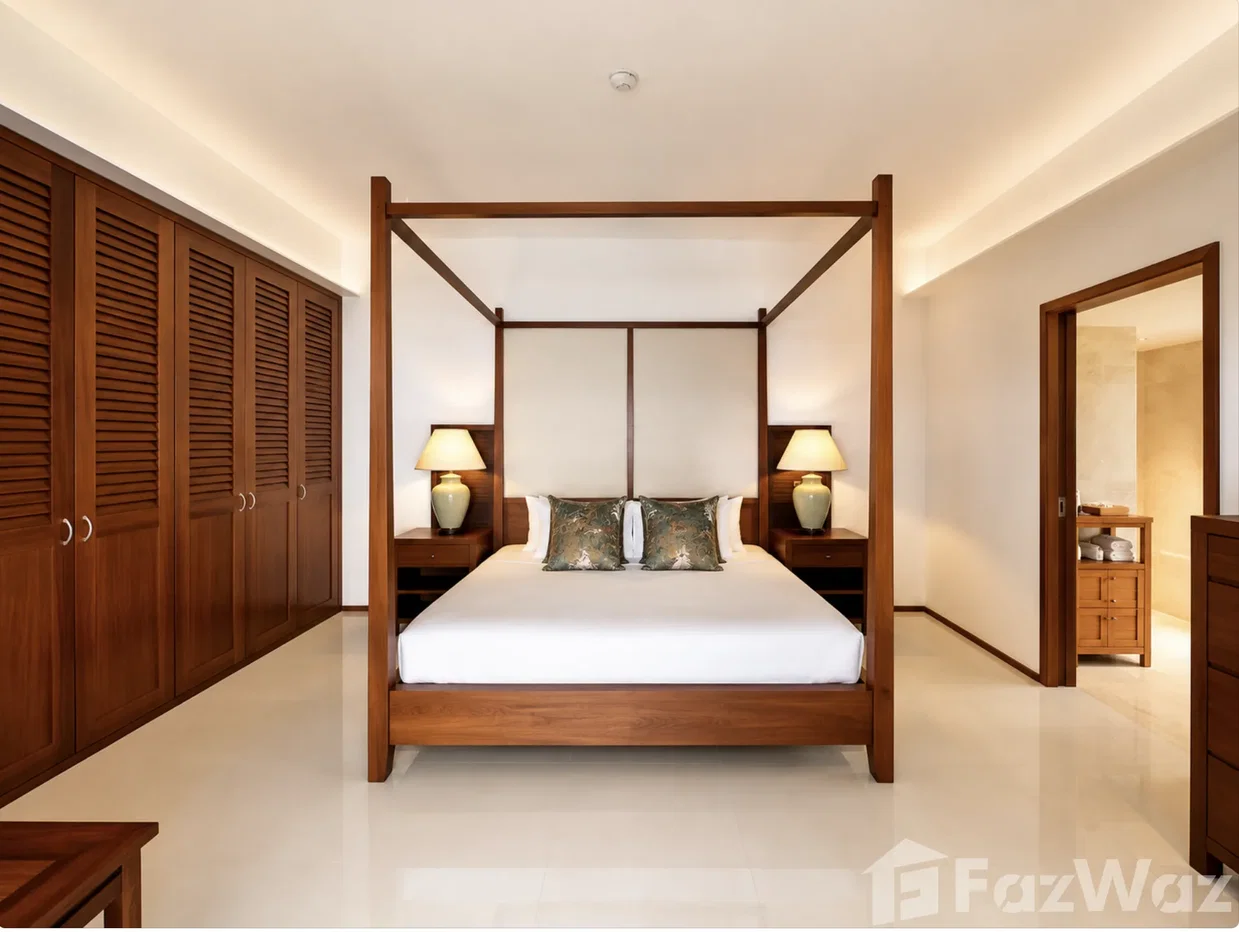 picture Renovated 2 Bedroom Full Sea View Foreign Freehold Condo 6660147 - 5/13