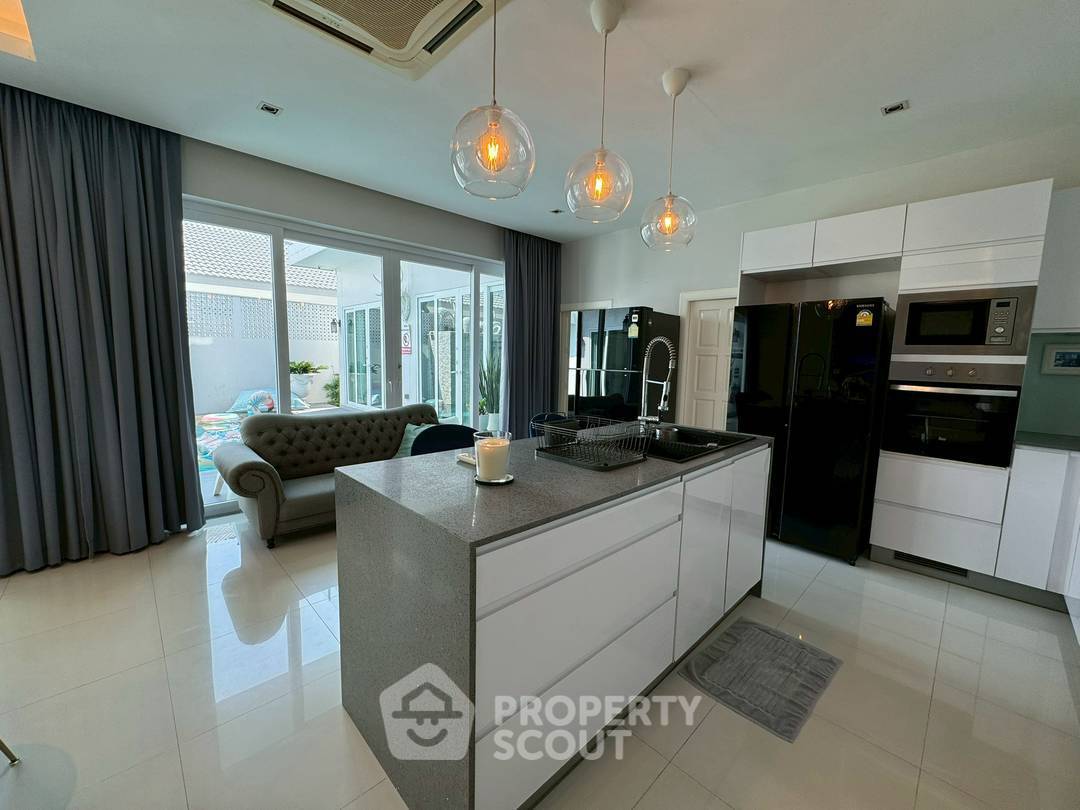 รูป วิลล่า 5 ห้องนอน ขนาด 1200 ตารางเมตร View Point Pool Villa Pattaya พัทยา (ID 3198408) - รูปที่ 3/28