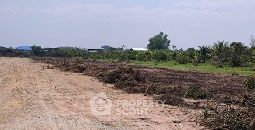 รูป ที่ดินขนาด 1,899 ตร.ม. สำหรับขายในยุหวา สันป่าตอง เชียงใหม่ (ID 3194669) - รูปที่ 2/3