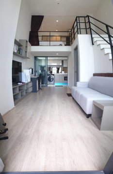 28th-Floor 1-BR Ideo Sathorn-Wongwian Yai Near BTS Wongwian Yai (ID 1331922)
