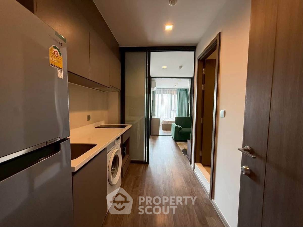 picture 18th-Floor 1-BR Life Ladprao Valley, 100m To BTS Ha Yaek Lat Phrao (ID 3199600) - 1/7