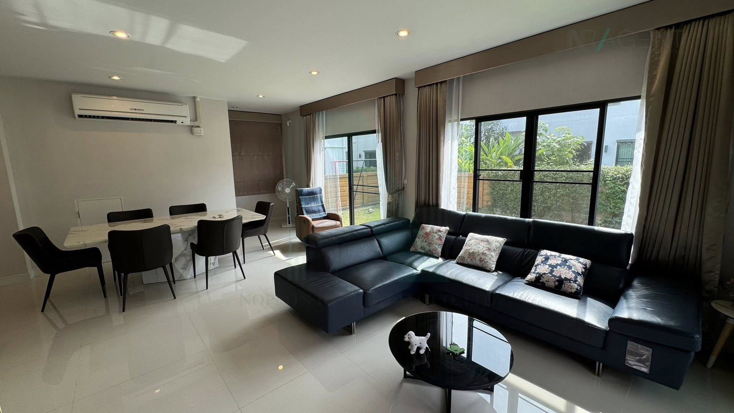 picture For Rent 2-story House BURASIRI PATTANAKARN 4 bedroom 5 bathroom - 2/8