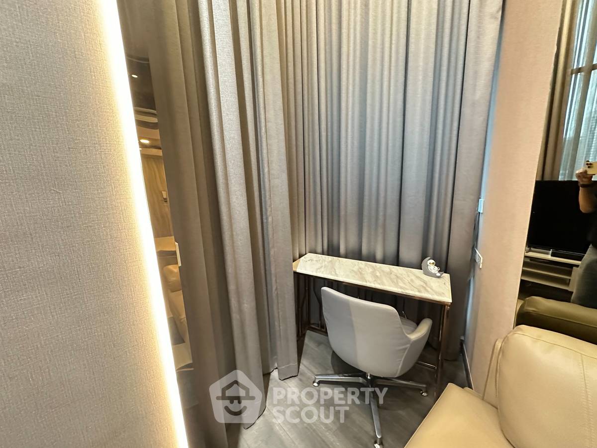picture 16th-Floor 2-BR Knightsbridge Space Ratchayothin BTS Ratchayothin (ID 668696) - 16/35