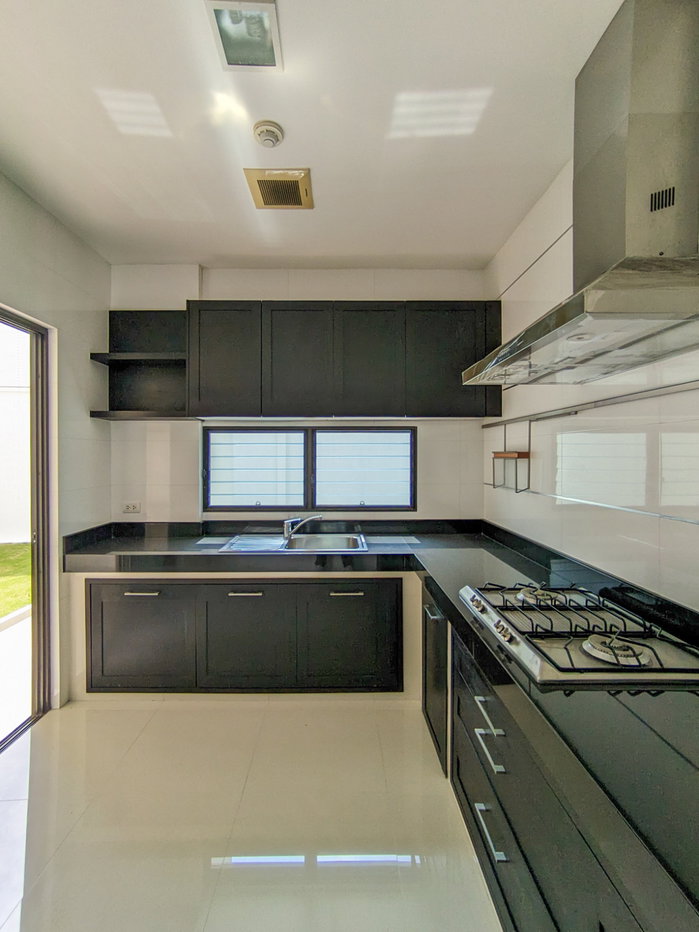 picture (LH) Ladawan Rattanathibet, 200.3 sq. wah, 4 Bed, 4 Bath, 1 Maid, next to MRT Bang R - 10/26