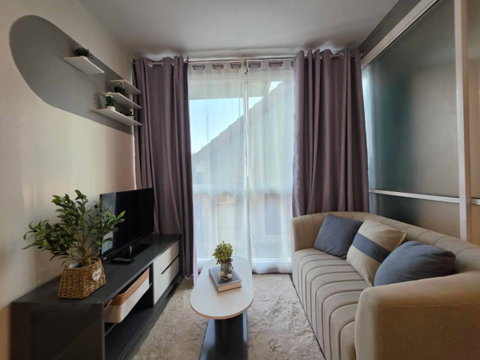 The Wide Condominium For Sell WR-04732